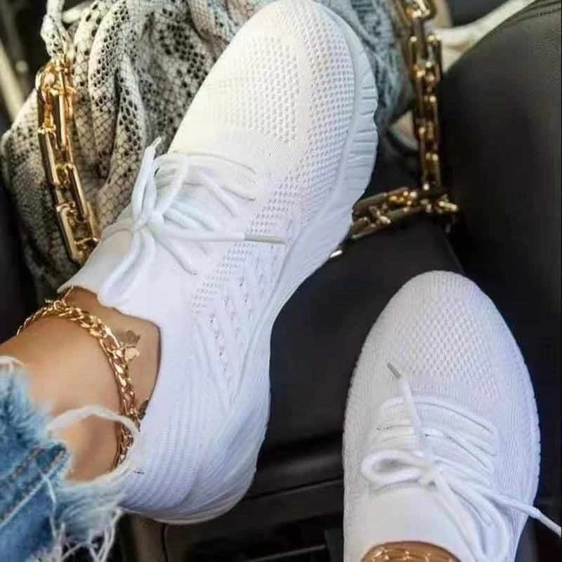 Buty damskie z siateczki sportowe sznurowane
