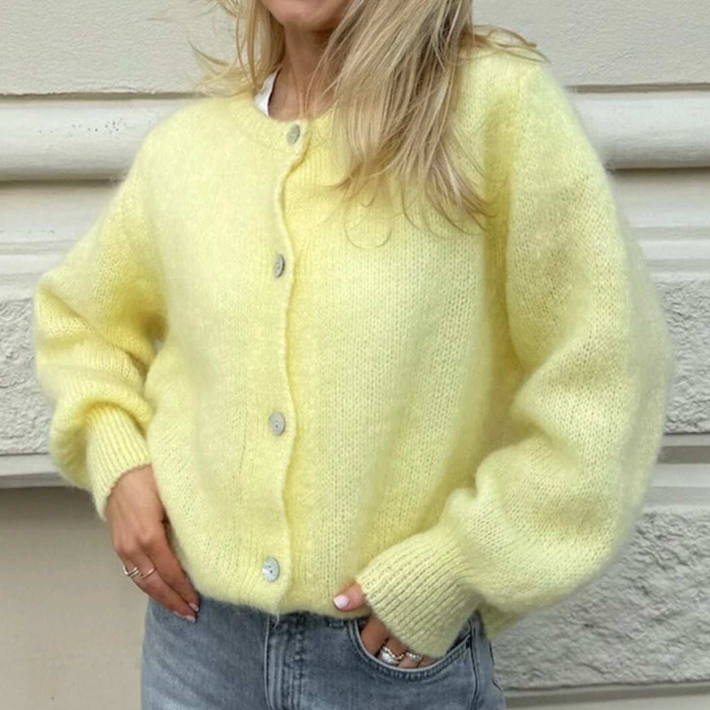 2024 New Women Button up Sweaters Casual Lightweight Solid Color Knit Cardigans Warm Fall Knitwear for Streetwear