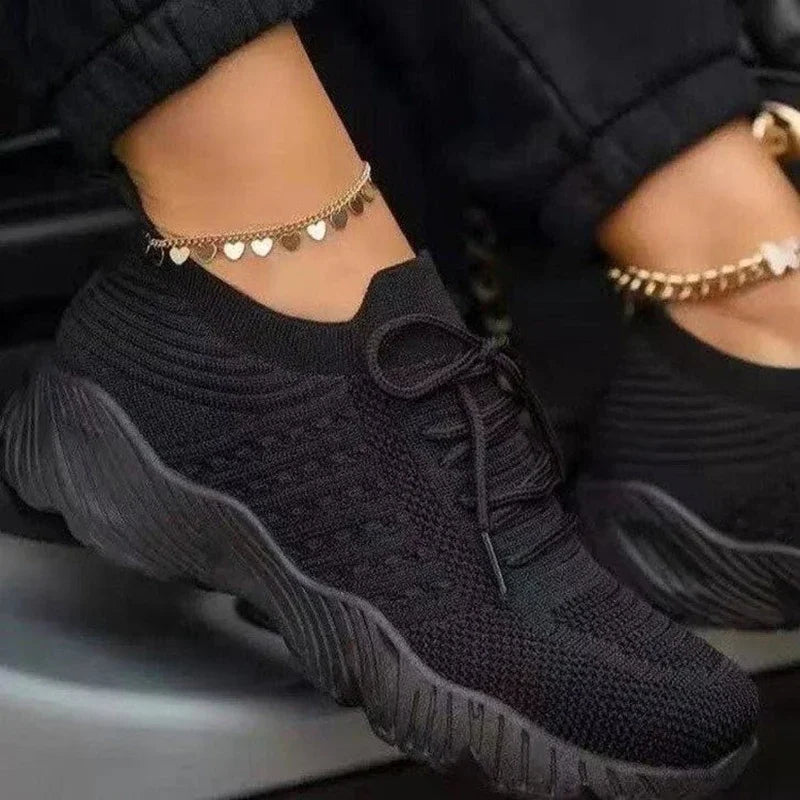 Buty damskie z siateczki sportowe sznurowane