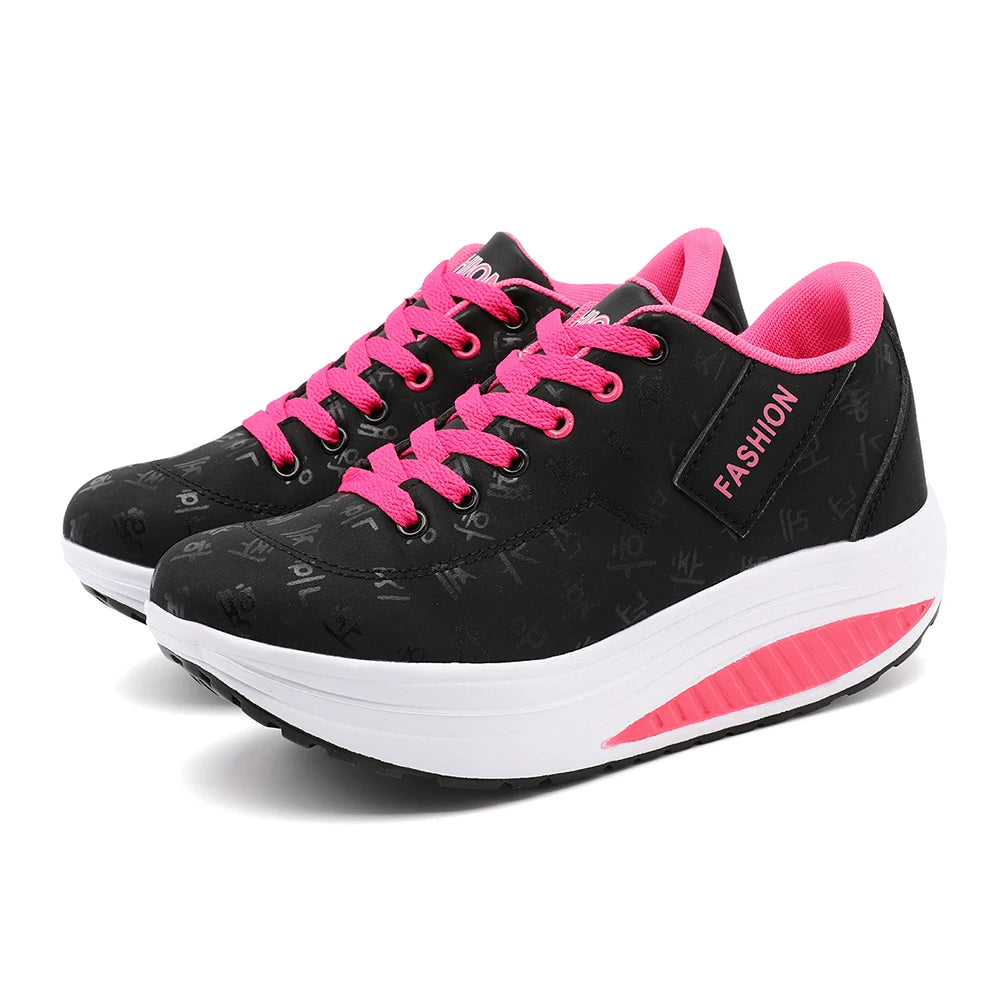 Damskie sneakersy na koturnie z oddychającą cholewką