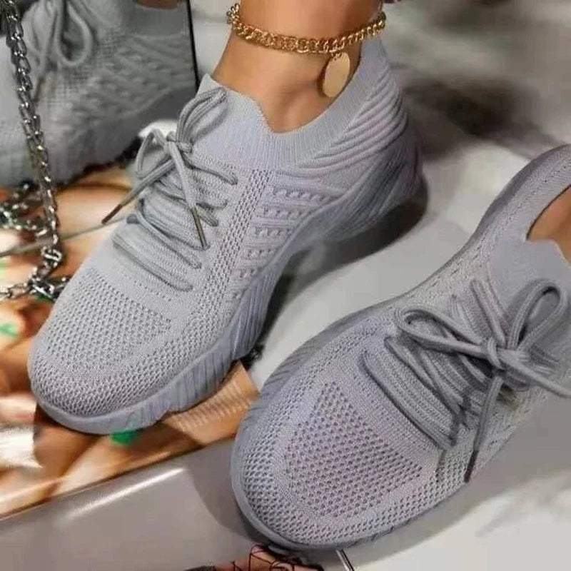 Buty damskie z siateczki sportowe sznurowane