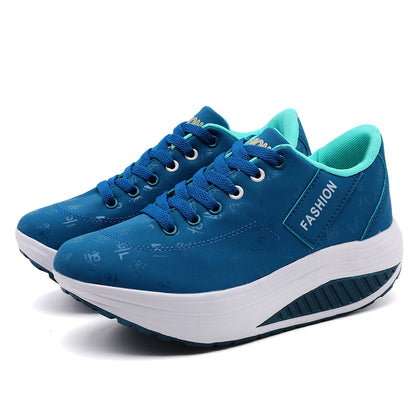 Damskie sneakersy na koturnie z oddychającą cholewką