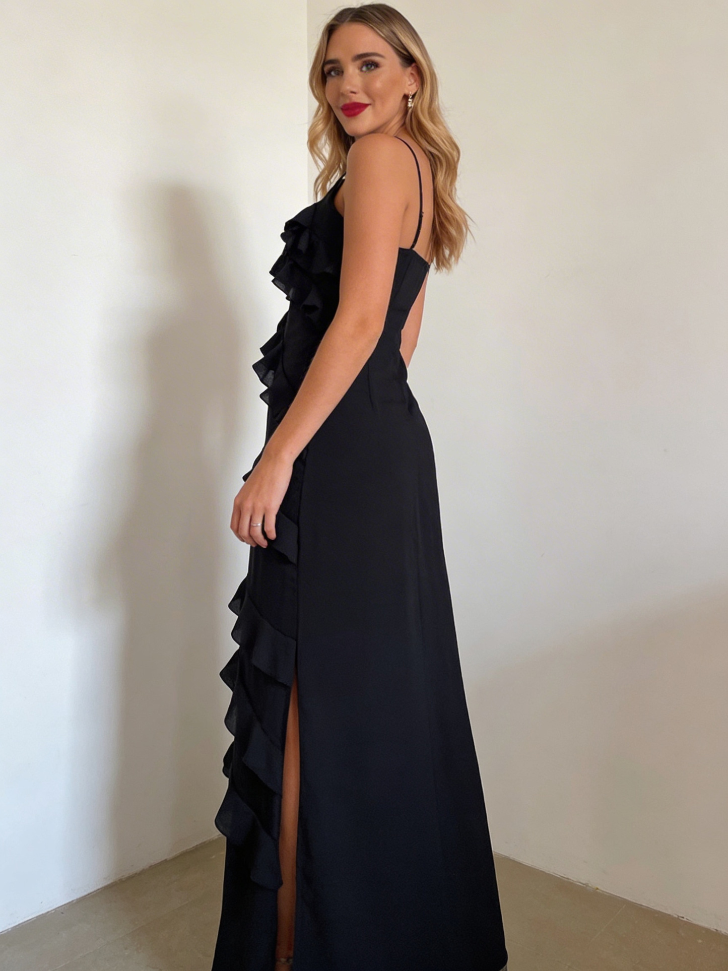 NowoModa | Zwiewna szyfonowa sukienka - lekkość i kobiecy styl