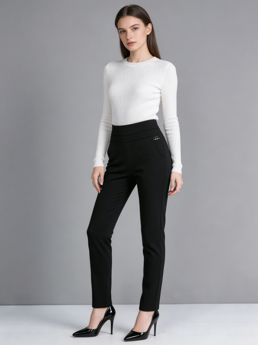 NowoModa | Dopasowane spodnie casual – efekt smukłej sylwetki