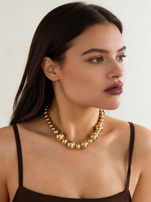 NowoModa | Naszyjnik Kulki Przy Szyi – efekt stylu premium